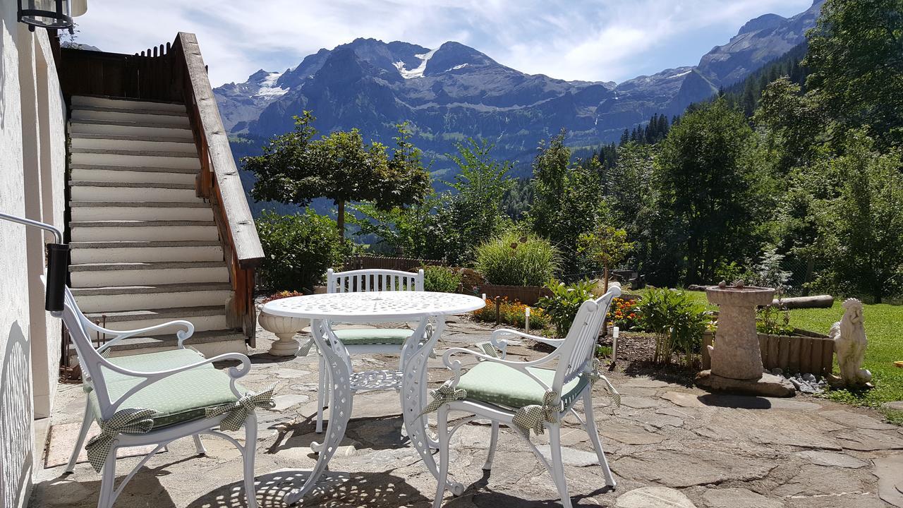 Bergluft Bed & Breakfast Lenk Exterior photo